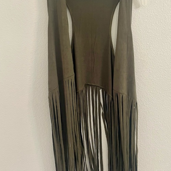 Festival Fourteen and 9th Fringe Sleeveless Vest Olive Faux Suede Size Large - Picture 4 of 7